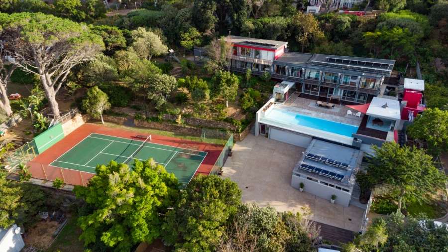7 Bedroom Property for Sale in Valley Area Western Cape